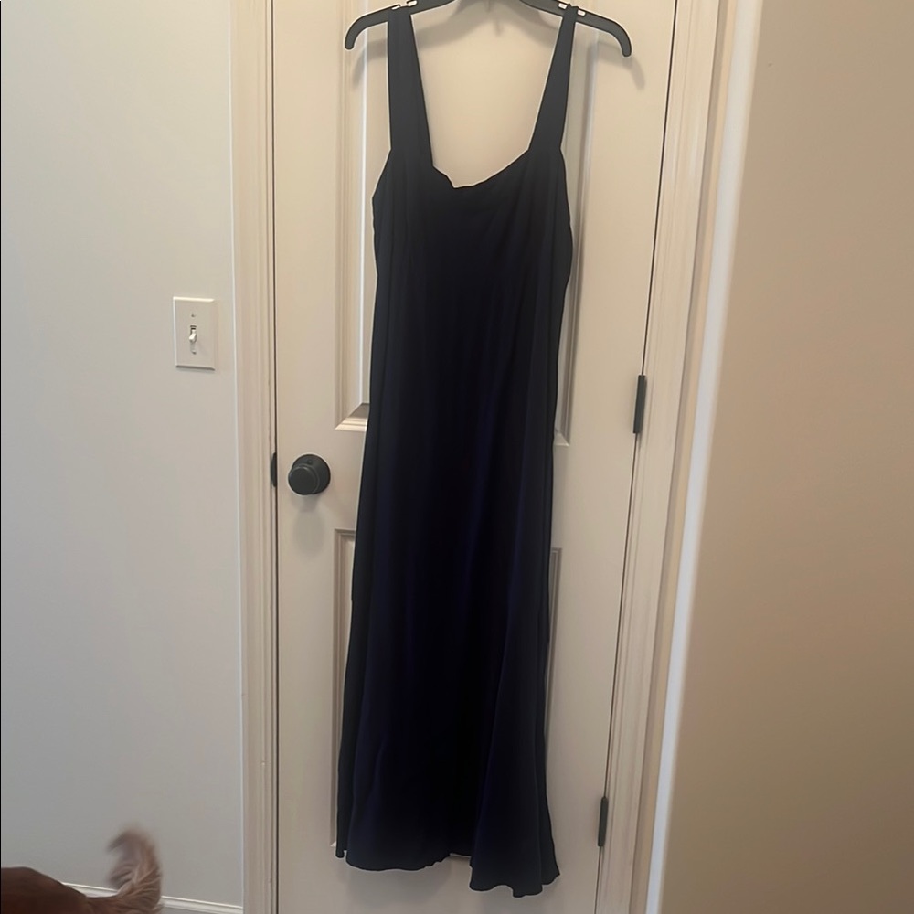Elegant Vince Camuto navy blue Maxi Dress